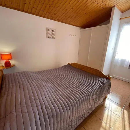 Familial à Talmont-saint-hilaire Avec Cour Privée - Fr-1-426-579 Casa rural *